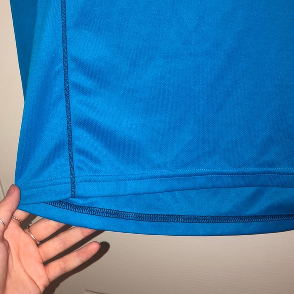 ADIDAS running long sleeve - Picture 5 of 5